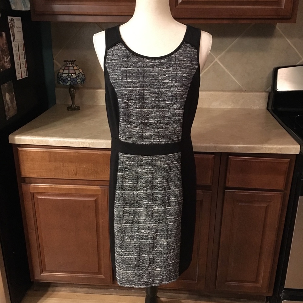 Elle Sleeveless Dress Black and White Size 12